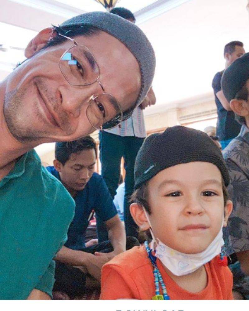 Instagram.com/edward_akbar